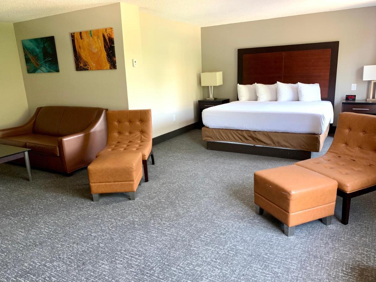 Wingate By Wyndham Atlanta Galleria/ Ballpark Смирна Екстериор снимка