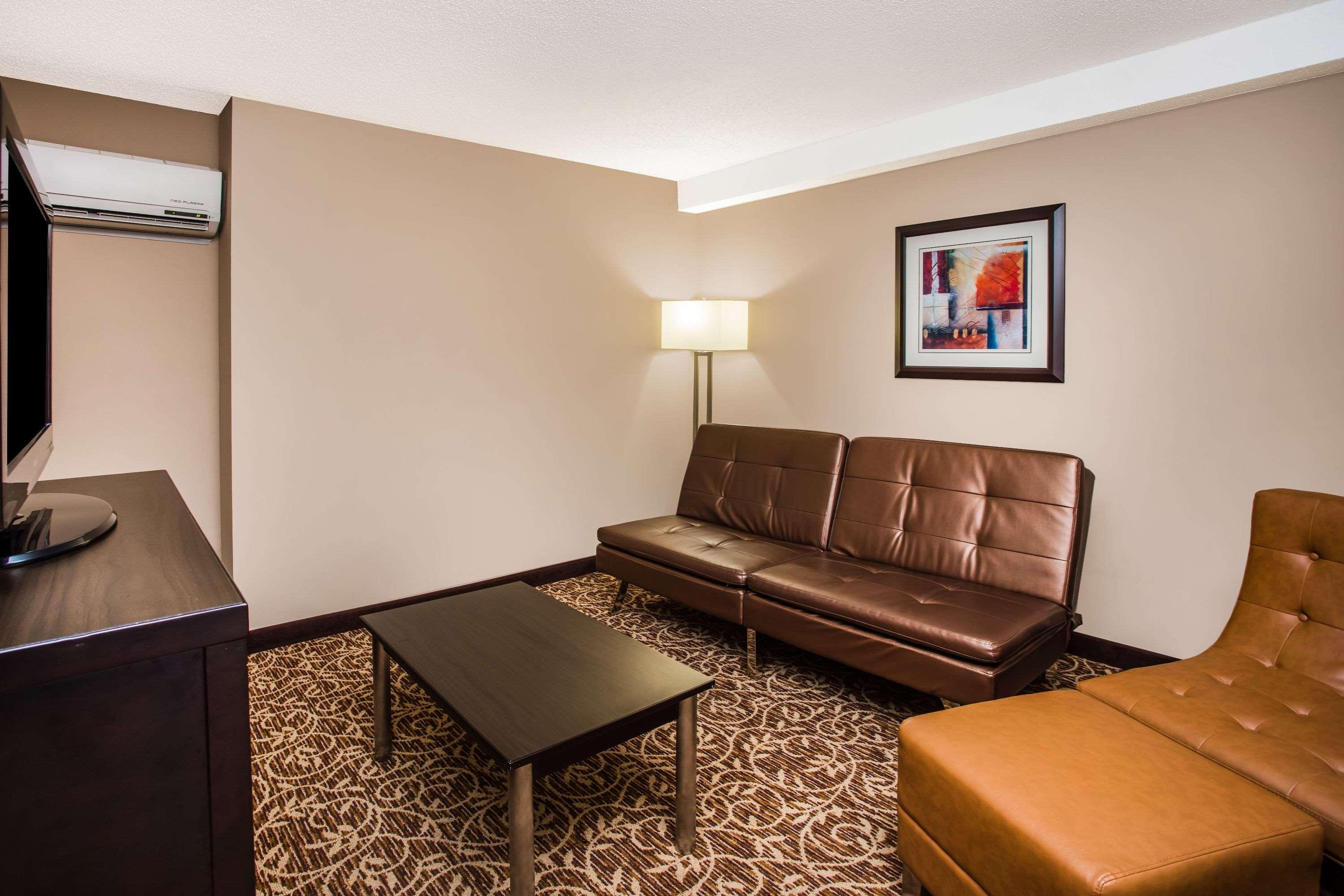 Wingate By Wyndham Atlanta Galleria/ Ballpark Смирна Екстериор снимка