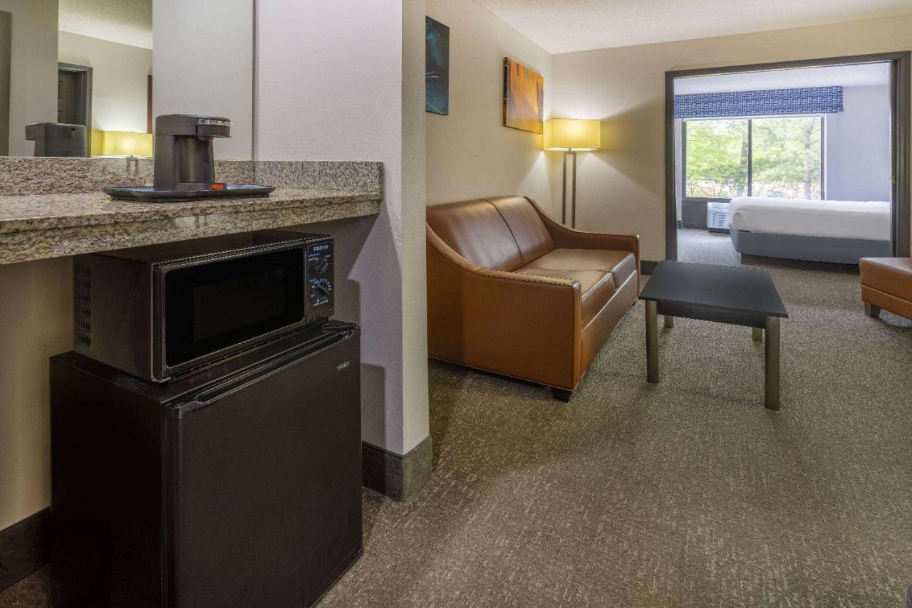 Wingate By Wyndham Atlanta Galleria/ Ballpark Смирна Екстериор снимка