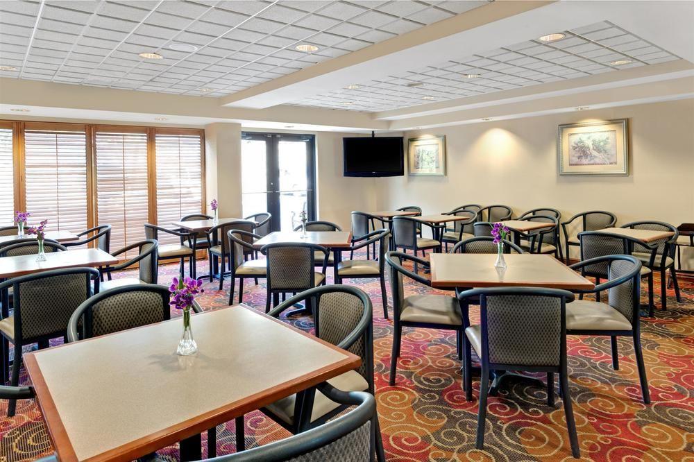 Wingate By Wyndham Atlanta Galleria/ Ballpark Смирна Екстериор снимка